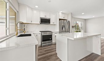 5032 E Holbrook St, Anaheim, CA 92807