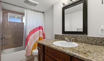 5633 Kanau St, Honolulu, HI 96821