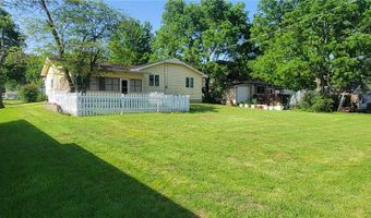 315 W 2nd Ave, Garnett, KS 66032