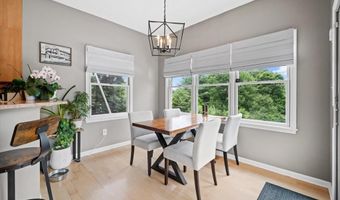 317 DETJEN Dr, Hockessin, DE 19707