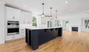 55 Dolphin Ave, Jamestown, RI 02835