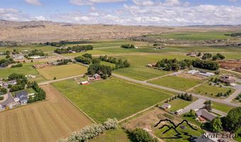 5 Longhorn Dr, Cody, WY 82414