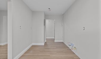 50 Greenhouse Rd 42D, Bridgeport, CT 06606