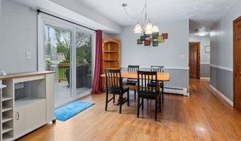 30 Marion Ave, Auburn, MA 01501