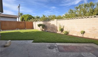324 N La Reina St, Anaheim, CA 92801