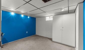 7146 Luana Ave, Allen Park, MI 48101
