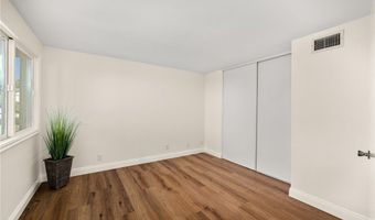 719 S Goldfinch Way, Anaheim, CA 92807