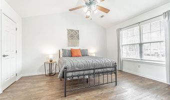 1 Preston Ln, Bella Vista, AR 72714