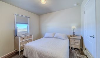 10747 S Paradise Trails Rd, Yucca, AZ 86438