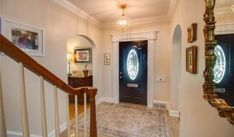 1210 McKinley Blvd, Alton, IL 62002