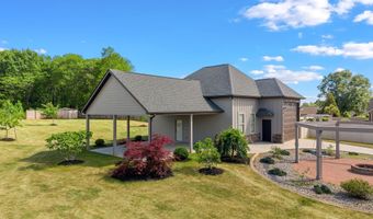 640 Double Bridge Rd, Boiling Springs, SC 29316