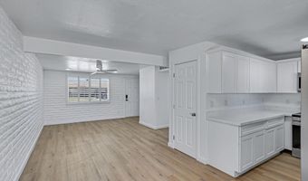 414 E CHOLLA St, Casa Grande, AZ 85122