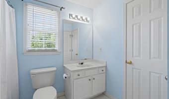 233 Ivy Glen Cir, Avondale Estates, GA 30002