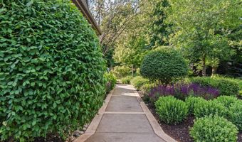 727 Fahlstrom Pl, Afton, MN 55001