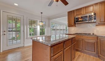 35 Brevoort Rd, Columbus, OH 43214