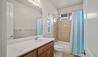 35 Pakau Pl, Kahului, HI 96732