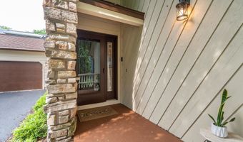 3154 Waucheeta Trl, Madison, WI 53711