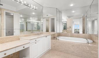 19925 NE 39th Pl 603, Aventura, FL 33180