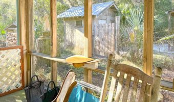 341 Smith Rd, Apalachicola, FL 32320