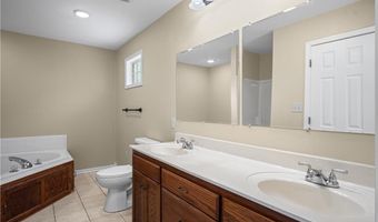 717 S 5th St, Atchison, KS 66002