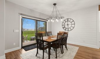 5587 Deer Hollow Rd, Auburn, IN 46706