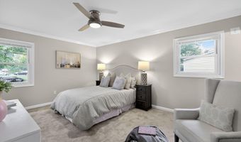 4027 CHELMONT Ln, Bowie, MD 20715
