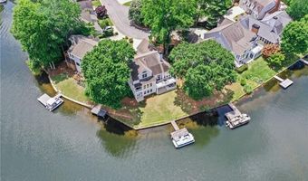 6425 Spinnaker Ln, Alpharetta, GA 30005