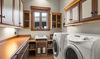 231 Sheridan Creek Ct, Gardnerville, NV 89460