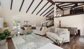 7027 Alicante Rd, Carlsbad, CA 92009