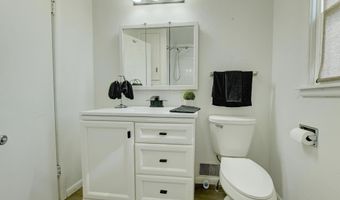 506 5TH St, Armstrong, IA 50514