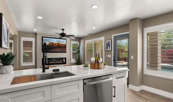 4447 E CHAPAROSA Way, Cave Creek, AZ 85331
