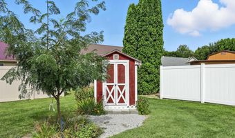 1303 Virginia Ln, Auburn, IN 46706