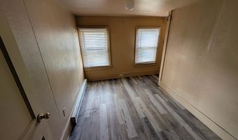 15 E 4TH St, Blades, DE 19973