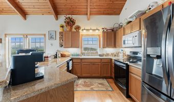 1313 VILLAGE Loop, Bandon, OR 97411