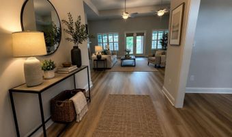301 TUPELO Trl, Alabaster, AL 35007
