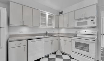 1050 Wall St 2C, Ann Arbor, MI 48105