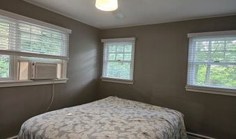 18 Harriet Ln, Darien, CT 06820