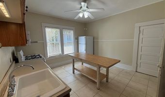 935 Elmwood St, Shreveport, LA 71104