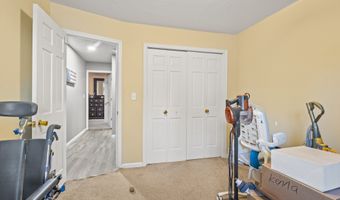 6709 Yellowstone Pkwy, Indianapolis, IN 46217