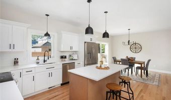 218 Second St, East Providence, RI 02914