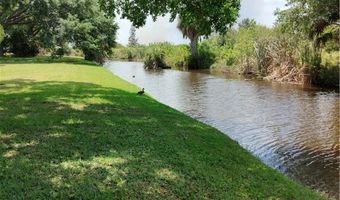 451 Papaya Cir, Barefoot Bay, FL 32976