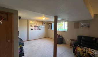 418 S 11Th St, Albia, IA 52531