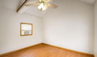 101 Peregrine Rise Dr, Big Sandy, TN 38221