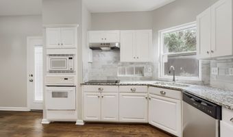 14589 Blueberry Ct, Addison, TX 75001