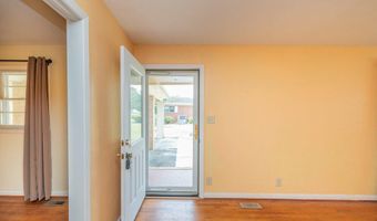 61 Bignon St, Barnwell, SC 29812