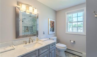 62 Scituate Farms Dr, Cranston, RI 02921