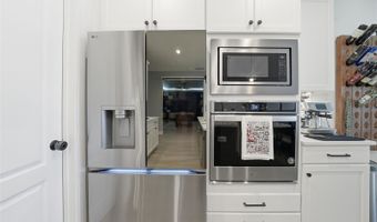 5435 SILVER SUN Dr, Apollo Beach, FL 33572