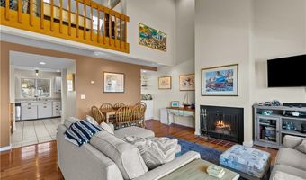 157 Harrison Ave 15, Newport, RI 02840