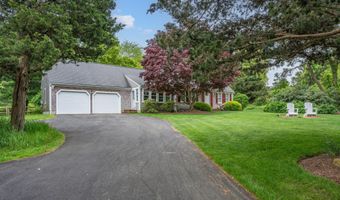 156 Tonela Ln, Barnstable, MA 02630