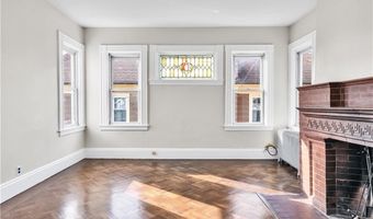 171 Norwood Ave, Cranston, RI 02905